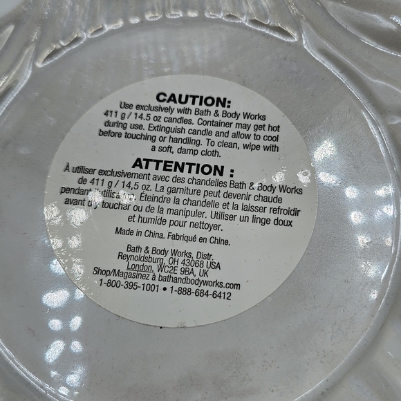 Bath & Body Works White Iridescent Clamshell Candle Holder - Picture 5 of 6